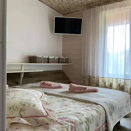 Spravzhnya Kazka Szálloda Padóc