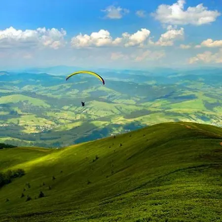 Ξενοδοχείο Spravzhnya Kazka