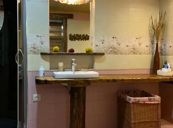 Spravzhnya Kazka Podobovets